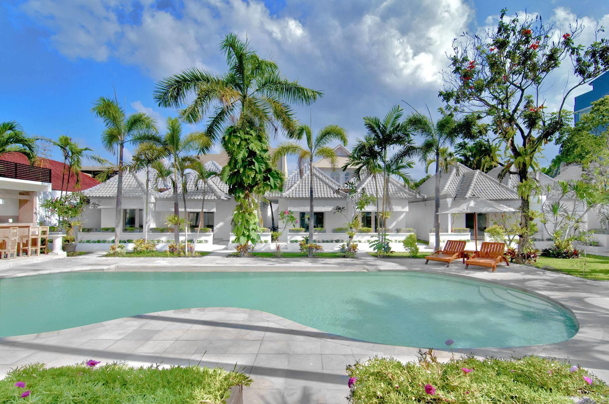 Kutaville Seminyak Esterno foto