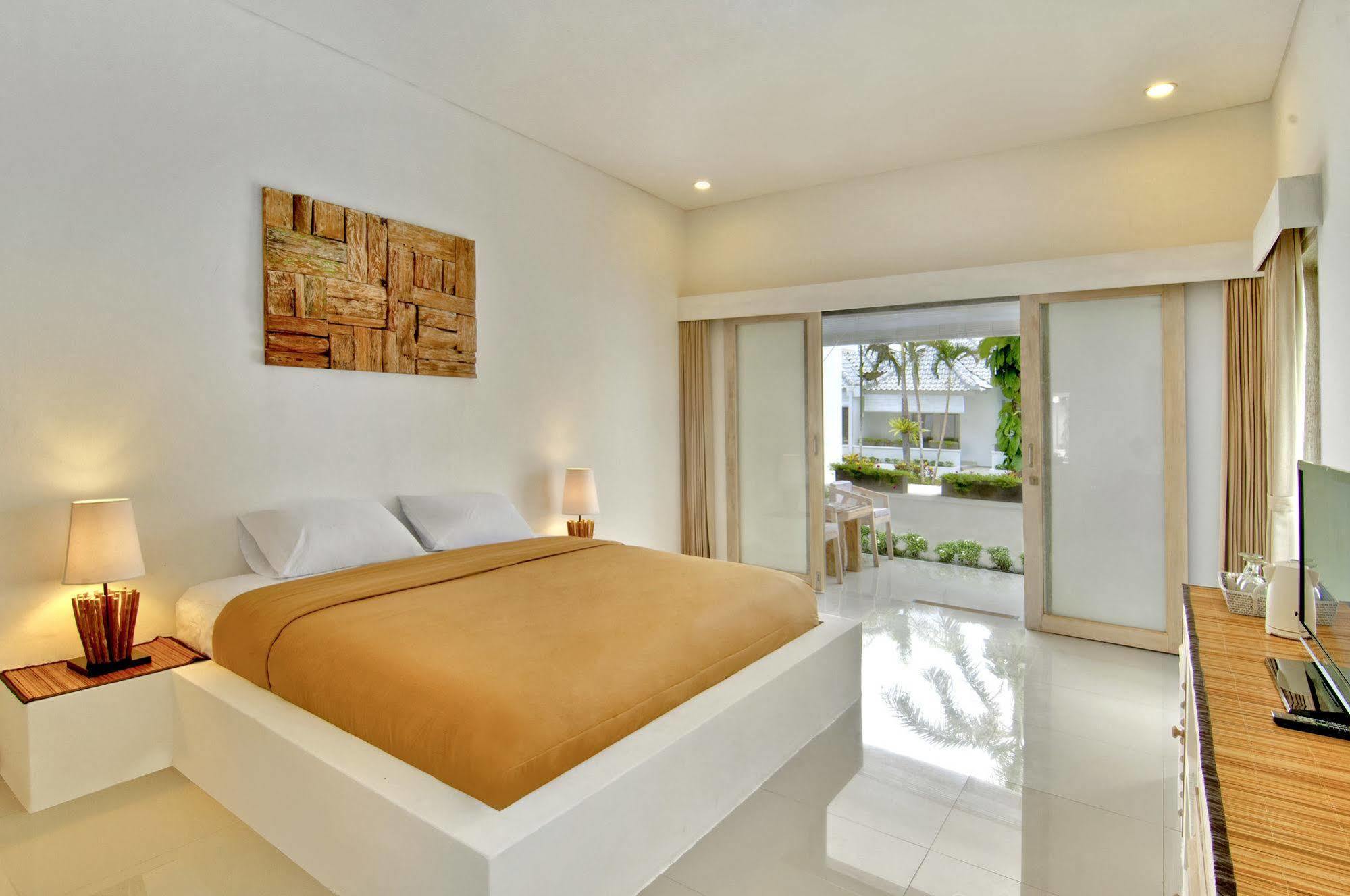 Kutaville Seminyak Esterno foto